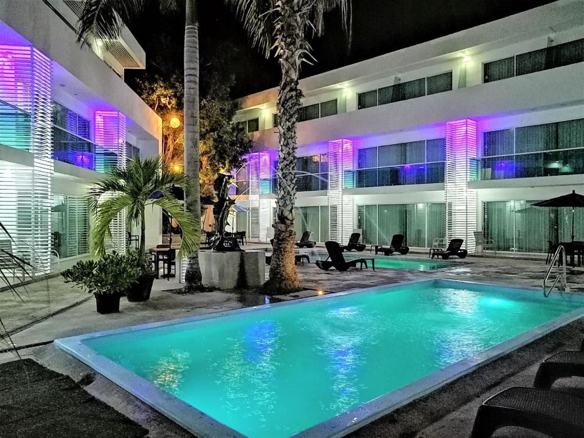 Hotel Los Cocos Четумаль Экстерьер фото